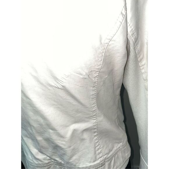 Ci Sono Light Cream Bomber Jacket with Zippers - Picture 5 of 9